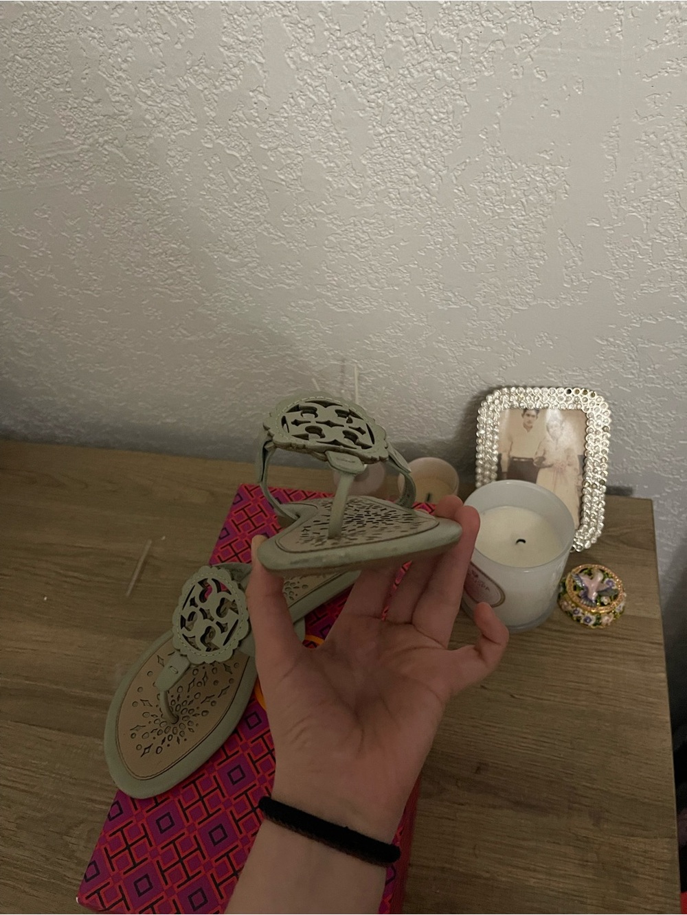 Tory Burch Mint Green Miller Logo Thong Sandals - Picture 4 of 10